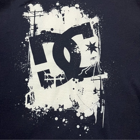 Y2K DC Long Sleeve Thermal Waffle Knit Tee. 2000s skater layering grunge base - Picture 3 of 6